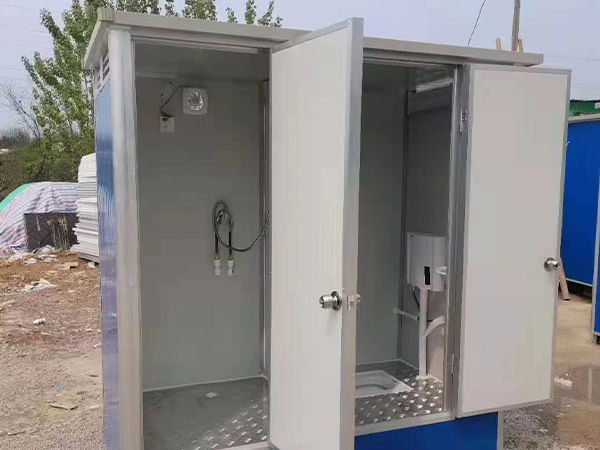 移動衛(wèi)生間